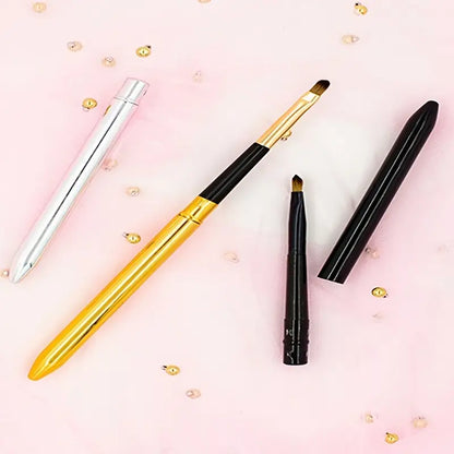 Portable Lip Makeup Brush with Metal Handle (1Pc)